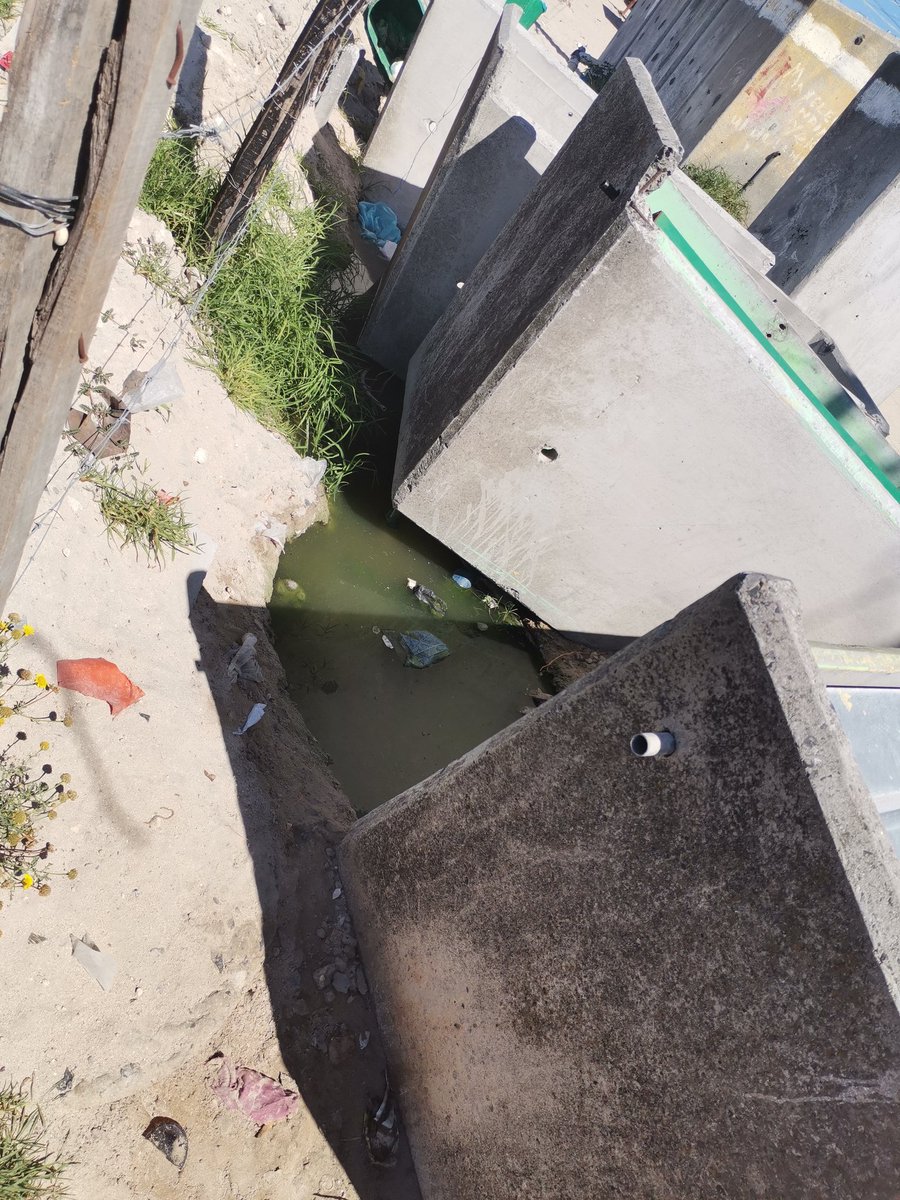 I reported these toilet to <a href="/CityofCT/">City of Cape Town</a> last year and to this day they have not assisted. Can <a href="/helenzille/">Helen Zille</a> <a href="/mnqasela/">A.C.C. PRESIDENT| Masizole Mnqasela</a> please assist. This is inhuman.