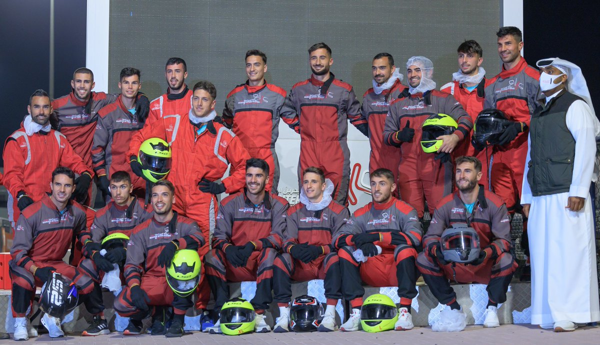 CordobaCF_ofi's tweet photo. 🏎️ Gran experiencia en el Circuito Internacional de Baréin 🇧🇭
#CCFinBahrain https://t.co/84pKPET4ME