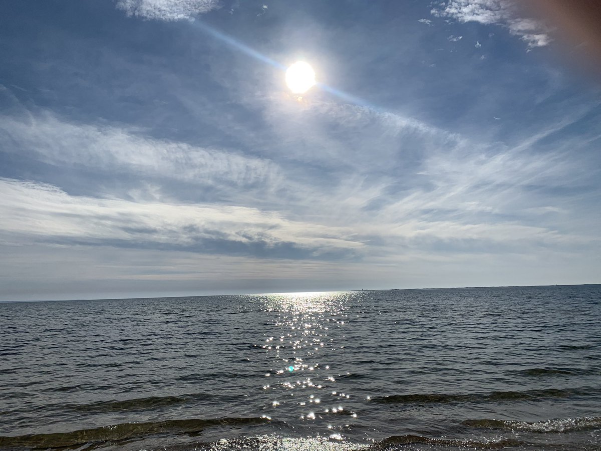 Rei5Alive's tweet photo. Day 10- I decided to do a self-retreat for a few weeks. Although it’s been emotional at times, this has been an incredible journey of self exploration.   A beach town in the middle of the winter has proven to be the perfect spot for me ⚕️#recoveryposse #soberlife https://t.co/yijeR8aqUb