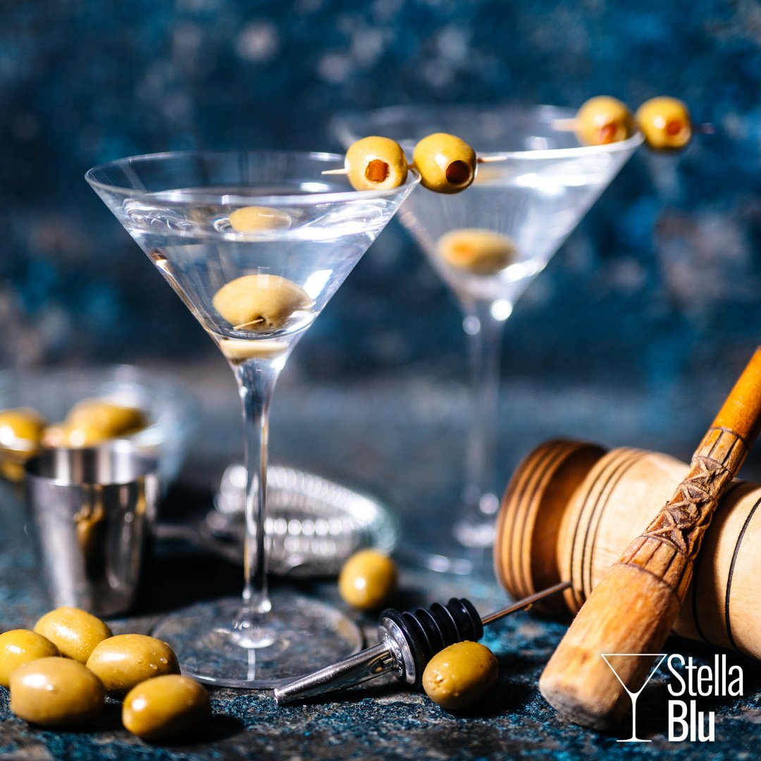 StellaBluNH's tweet photo. It’s Thirsty Thursday! Come enjoy a drink with us at Stella Blu today. 🍸

📍70 East Pearl Street, Nashua, NH
🔗 https://t.co/v2W7P4KqGp
📞 (603) 578-5557

#stellablu #stellablunh #nashuafood #martini #food #restaurant #foodie #nhdining #martinibar #newhampshirebar #finedining https://t.co/G2mcsouGea