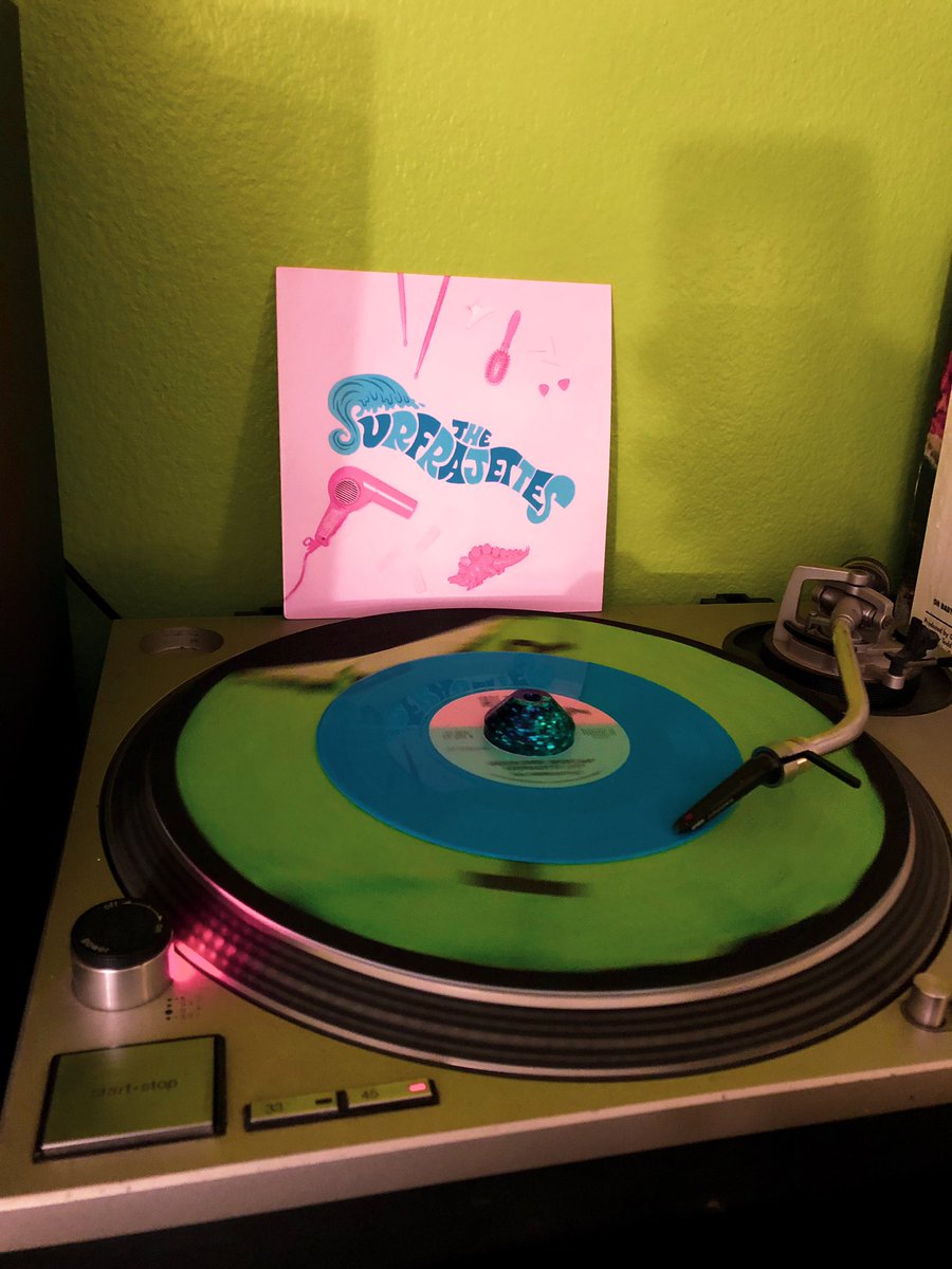 BenNineK's tweet photo. The Surfrajettes “Self-Titled” mail day c/o @hitidetweets @thesurfrajettes https://t.co/WQZdmtgfLr