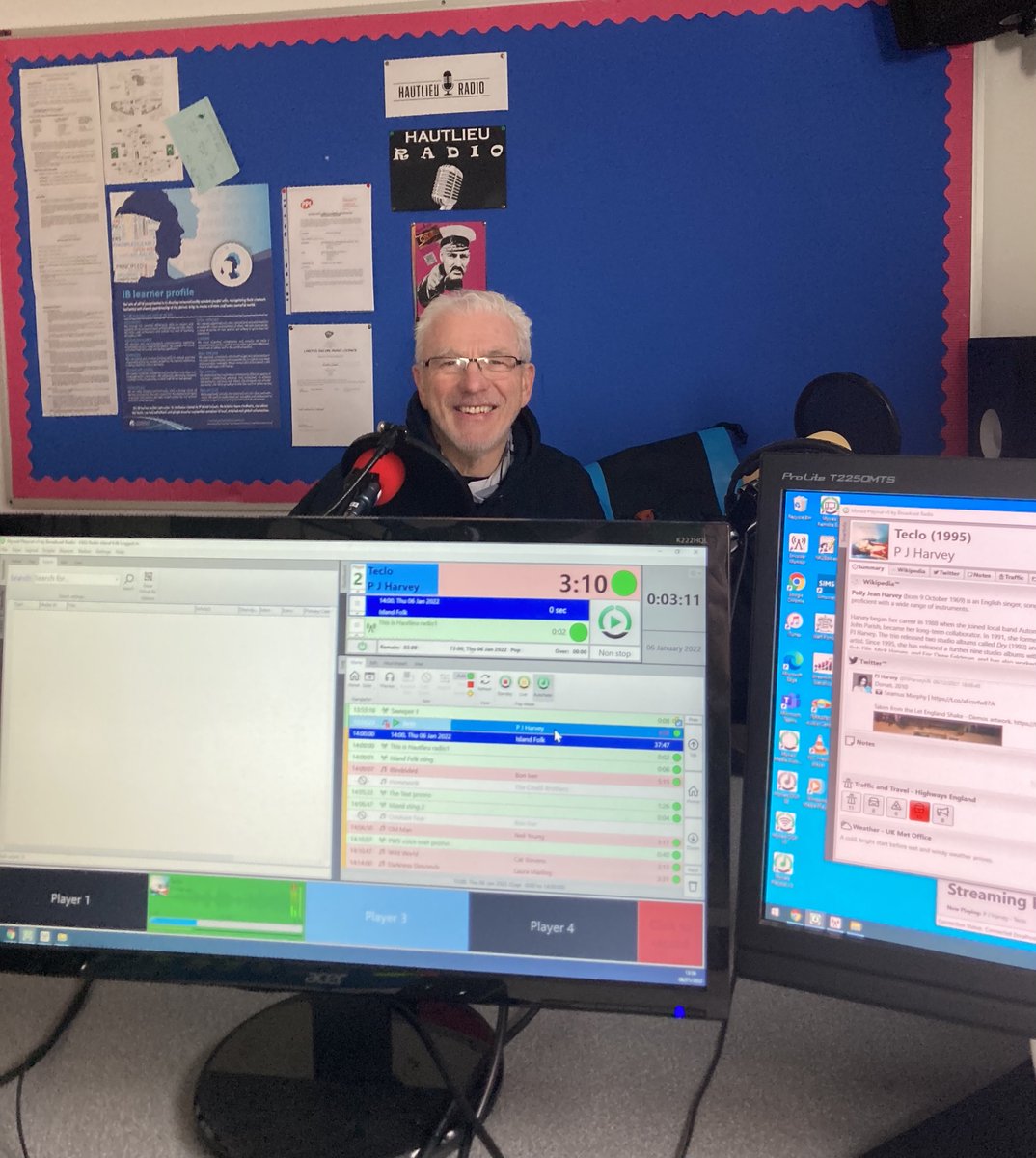 JICASJSY's tweet photo. The latest #IslandFolk #podcast is now available to stream. Kevin from #Jersey #Marine #Conservation is talking about everything from #touchtanks, BioBlitz and #pinkseafans. @HautlieuRadio @HautlieuC
https://t.co/a0xHseVJZk https://t.co/I2cHVr1PCY