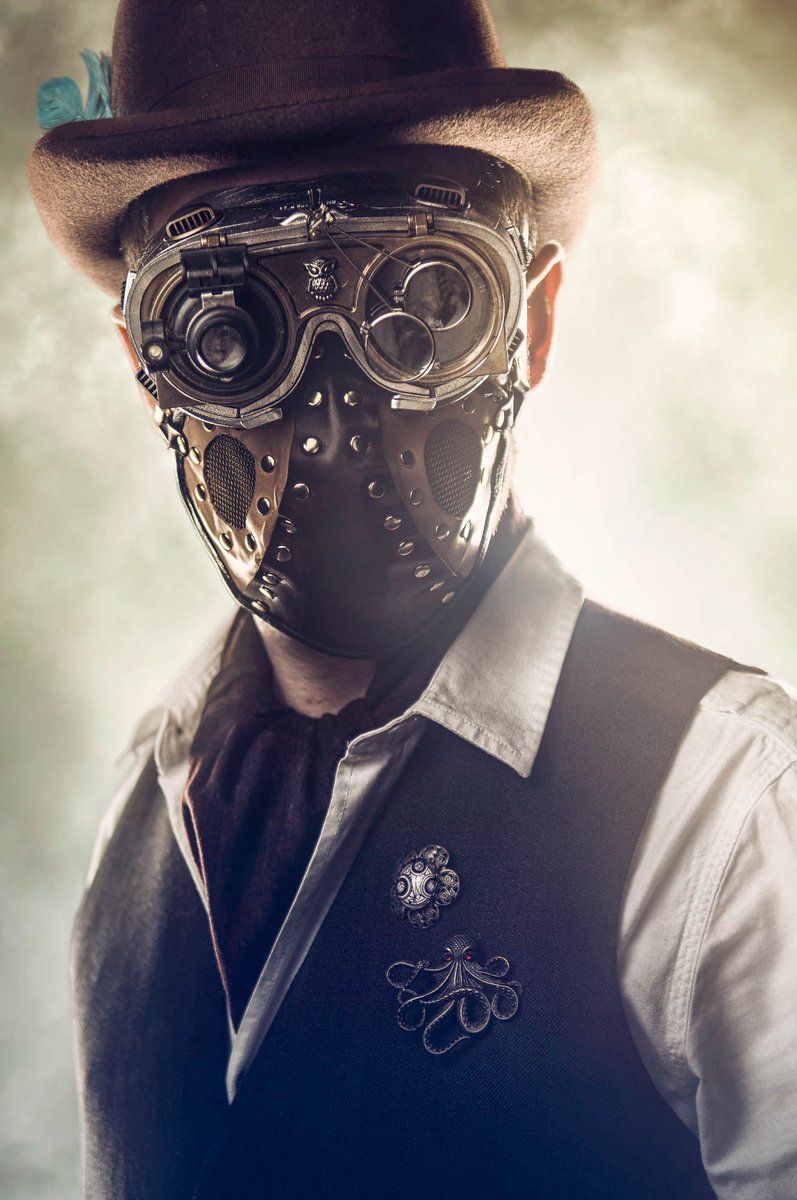 #Cosplay 🎩 Awesome of the Day ⭐
➡️ #Steampunk ⚙️ Costume With Hat & Goggles via @Clintlofthouse #SamaCosplay
➡️ View More #SamaCollection 👉 https://t.co/Kugls3IJqU