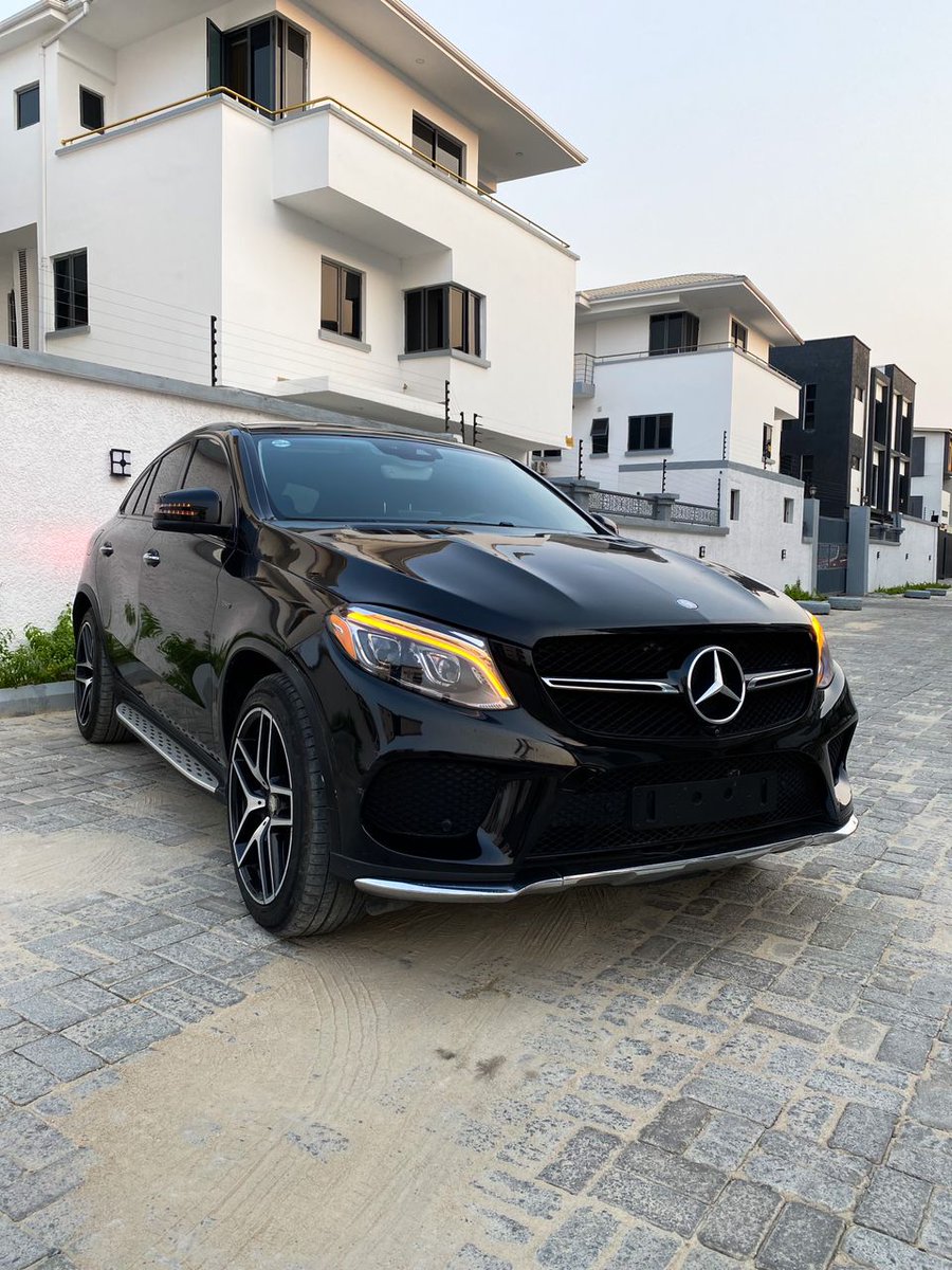 AutosAmg's tweet photo. 2016 Mercedes Benz GLE 63 AMG neatly used is available in Lagos with a very good price 💥 https://t.co/7QShxx5hoH
