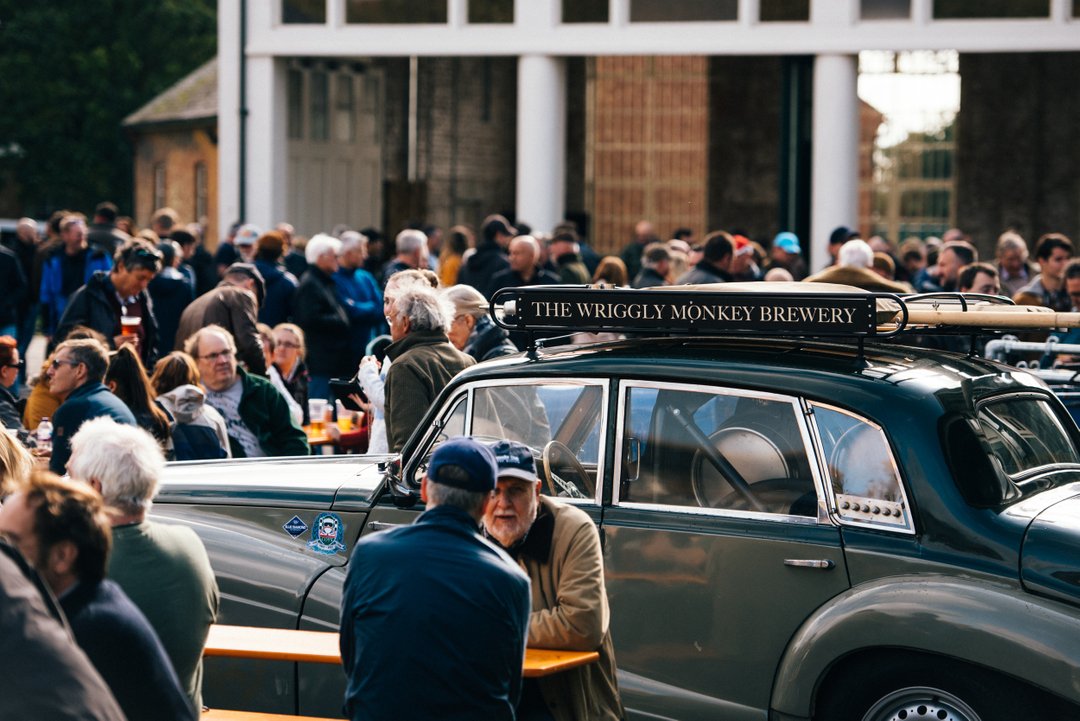 We're looking forward to throwing open the brewery doors and welcoming you all back at the first @BicesterHeritage Sunday Scramble of the year this weekend! Who will we see, and what will you be driving?

#wrigglymonkeybrewery #beerengineeredforpetrolheads