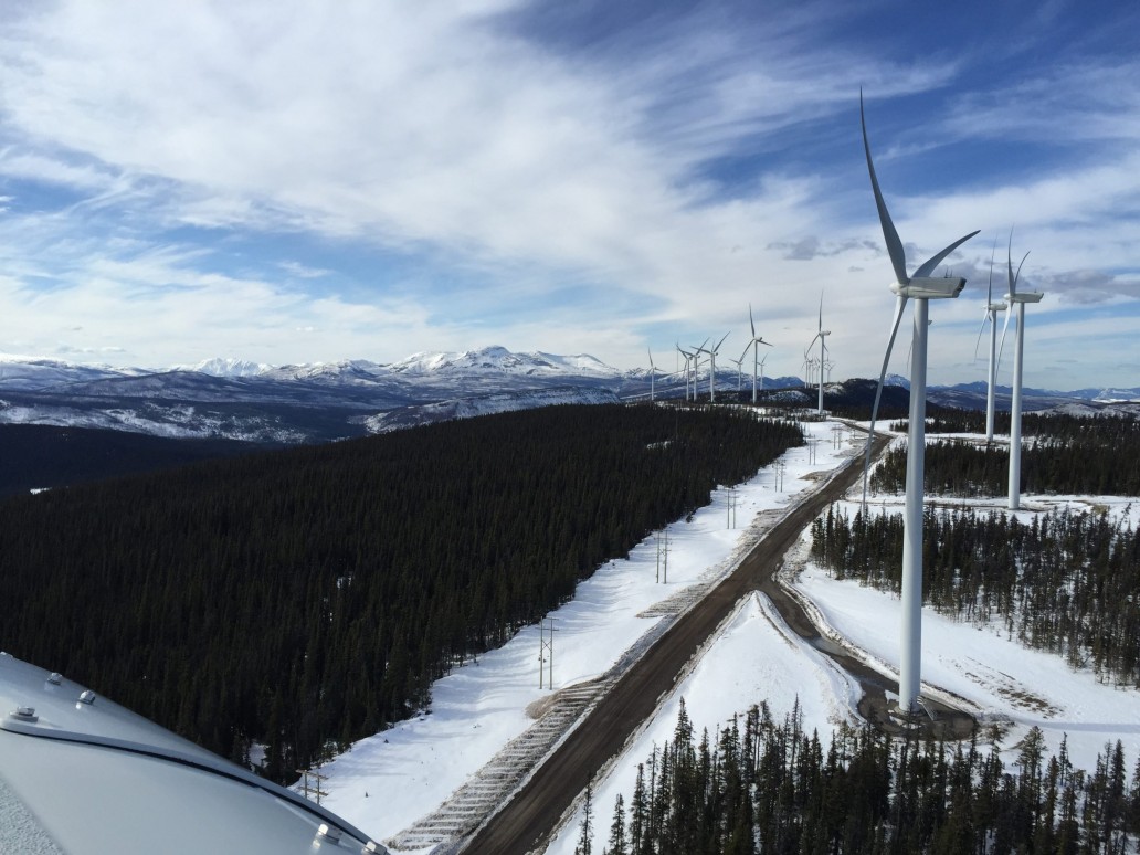 UKinCanada's tweet photo. It’s #ThrowbackThursday and we thought we would share one of the winning photos from our #CapturingClimate photo competition held last year.
This stunning photo of Dokie Ridge Wind Farm near Chetwynd in beautiful British Columbia was taken by Sophie Pilkington 😍👇 https://t.co/2AVgyc8ge1