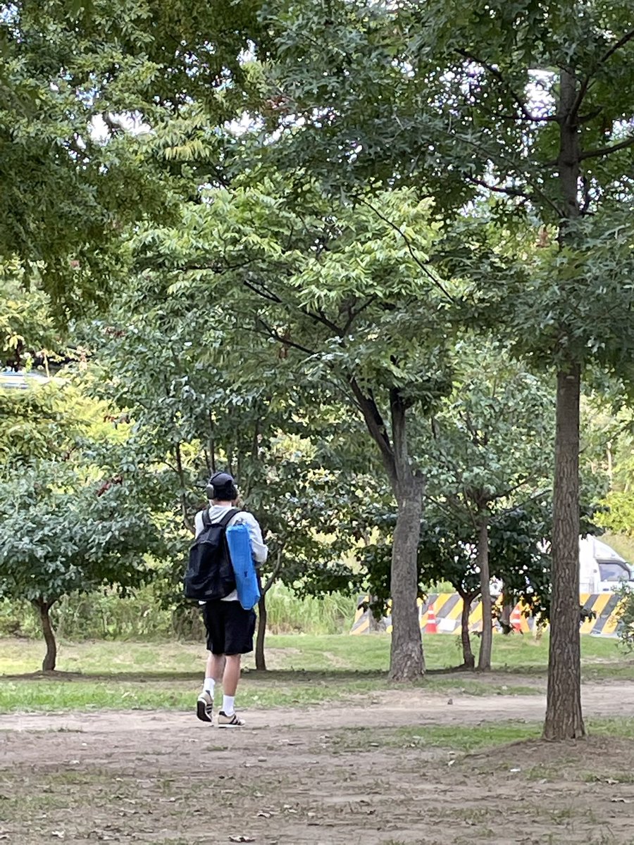 jcmgotbaningf's tweet photo. 이션군 사진 조금 더 남겨 보아요..!
그리구 실물이 진짜 지대존잘 이셨습니다,,♡
 
#온앤오프 #온옾 #이션 #목격담 #퓨즈_트친소 #퓨즈트친소 #퓨친소 https://t.co/mgOkq21ITP