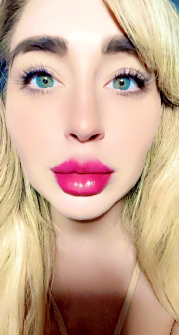 A little late than never right? And I hope everybody had an amazing holiday and new year let it be our<a href="/tag/spoiled"class="tags"><span>#spoiled</span></a>