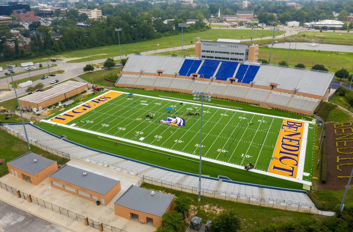 colter_brice's tweet photo. After a great talk with @jordanodaffer I’m blessed to receive an offer from Benedict College! https://t.co/AXkovkqINP