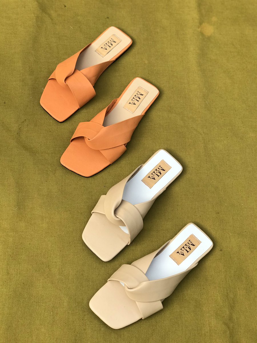 MIAWORKSHOPng's tweet photo. NSE:
A  Lightweight and Quintessential fit for summer!☀️ available in black, green,orange and nude
Price :10500
Available in sizes : 35-44 EU https://t.co/M5cwD3r2w8