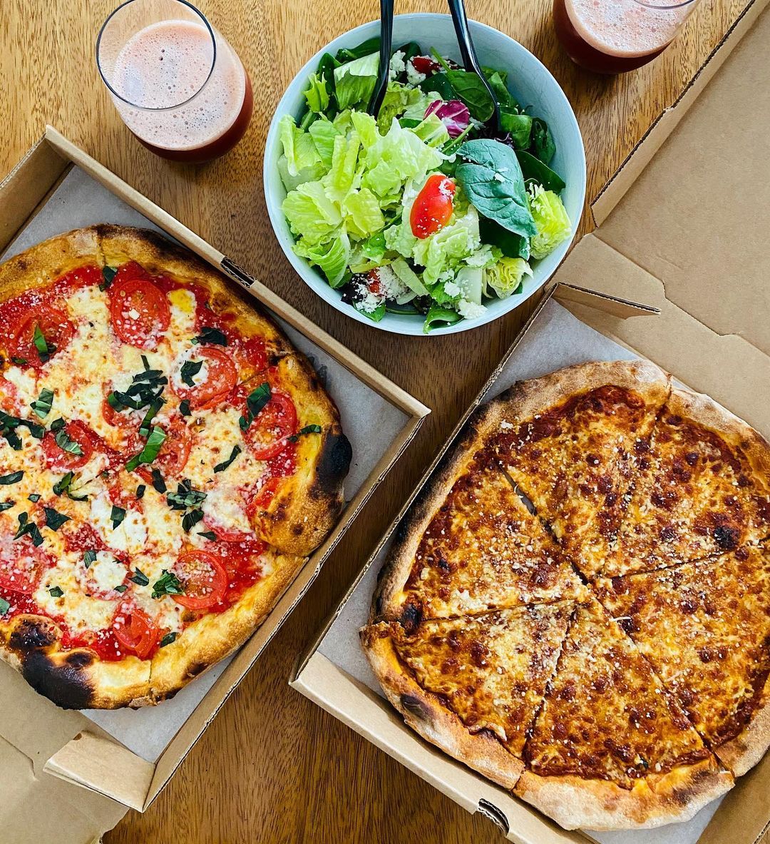 GF friends, this one's for you. All of our wood-fired pizzas can be made gluten-free upon request - simply ask your server or select the option when ordering online. #NationalGlutenFreeDay 

📷 : @askfoodbitch