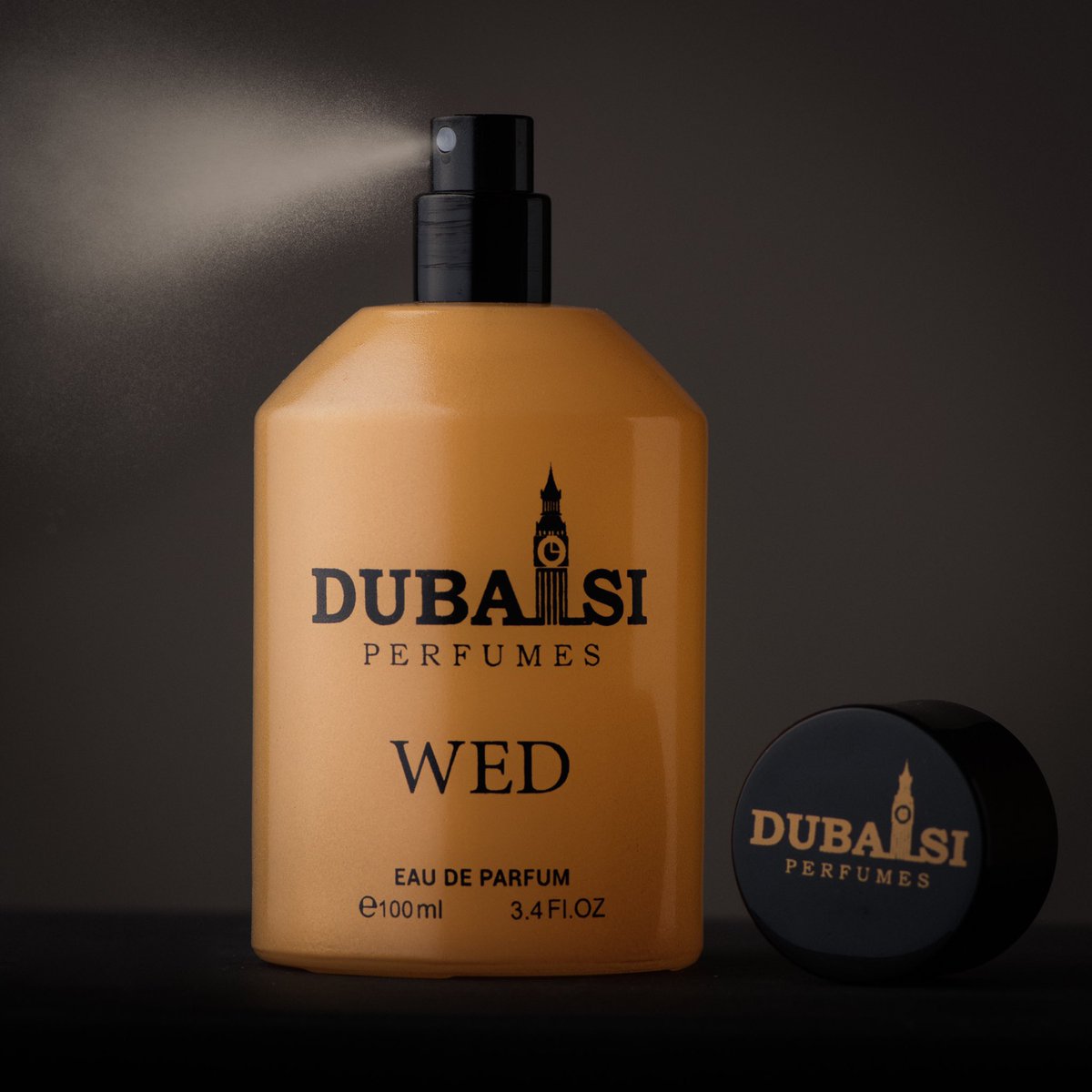 osama_dubaisi's tweet photo. تصميم أنيق بتفاصيل عطرية تحاكي فخامتك مع عطر ود من الدبيسي للعطور 🧡
المكونات : خشب صندل وعنبر و عود و الباتشولي و الفلفل الوردي 🧡
#الدبيسي_للعطور  #dubaisi_perfumes https://t.co/dI6Dq3SBRi