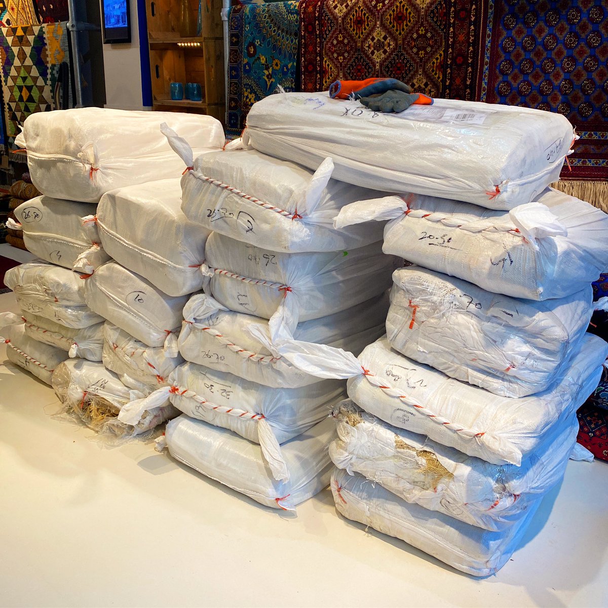 afghanrugshop's tweet photo. Another 500kg of handmade rugs has just arrived from Afghanistan. So proud we are still able to employ weavers and have some positive influence on their income and wider economy.
Lots of goodies in here, more posts to follow soon.
#theafghanrugshop #labelstep #rugs https://t.co/9EFzO7ImfK