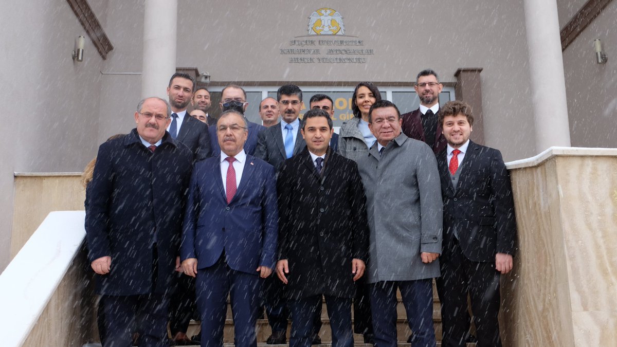 Üniversitemiz Karapınar Aydoğanlar Meslek Yüksekokulu ile MEDAŞ arasında protokol imzalandı.

➡️ selcuk.edu.tr/HaberKulturSpo…