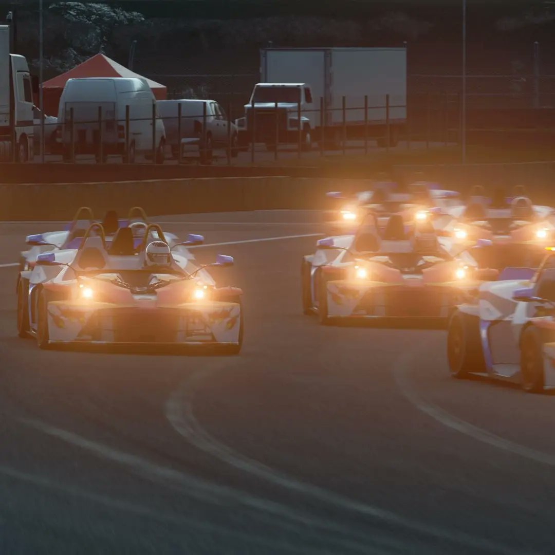 🔄Primeras dos carreras del campeonato interno de 2022🔄

🚨Muchas batallas en pista🚨

#SomosSofs