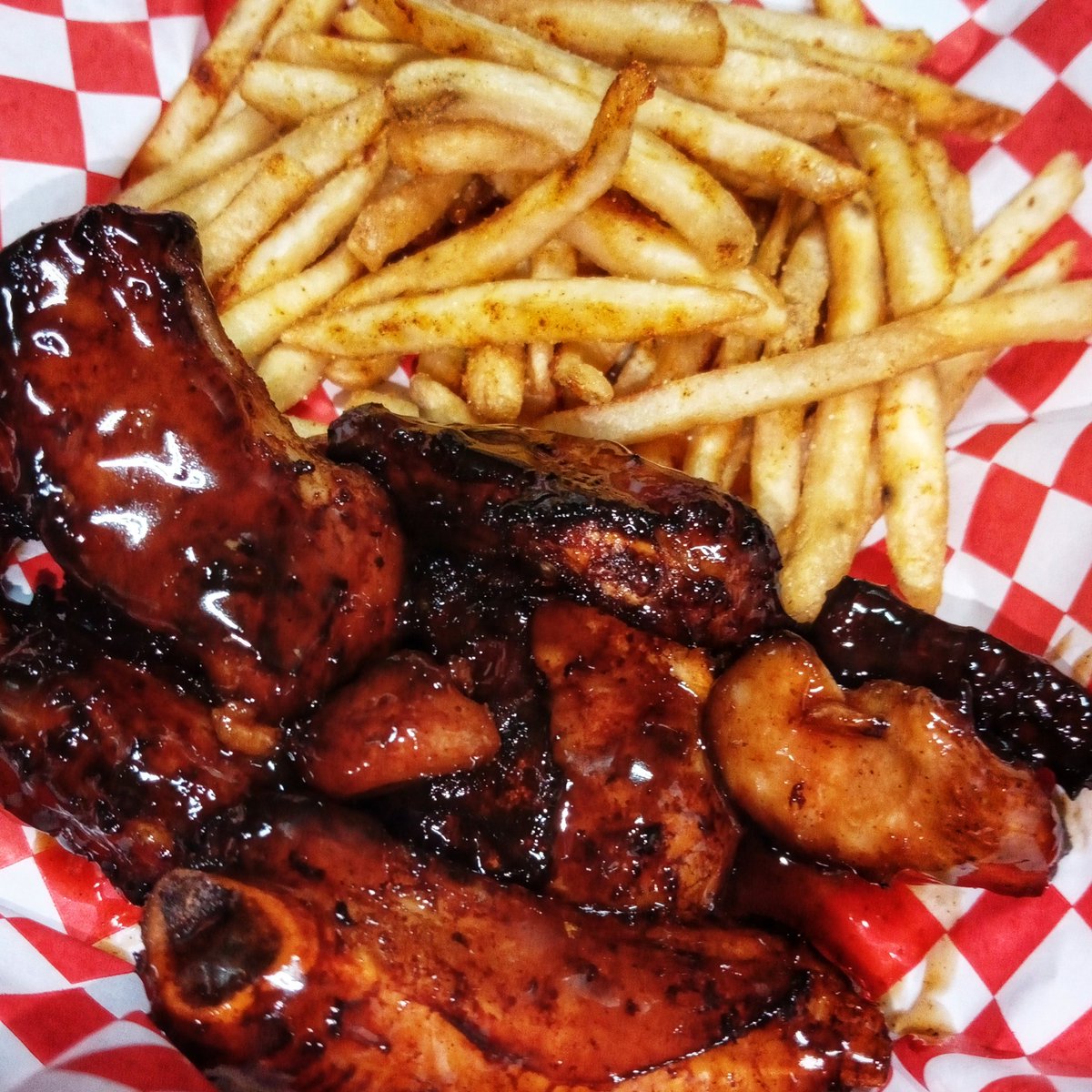 ParrillaDragon's tweet photo. Hamburguesas y Costillas

Ordena por Whatsapp 👇
https://t.co/sQFPUIUmWN

#ParrillaDragon 🐉 🔥 🍟 🍔 🍗
#burger #rib #hamburguesas #costillas #bbq https://t.co/ioD8tbhSZ2