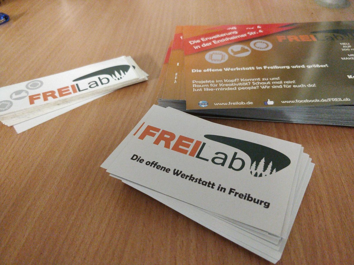 FREILab_de's tweet photo. Das erste Treffen in diesem Jahr. Wir haben noch Flyer übrig 🙂 Vielleicht dürfen wir die auch bei euch auslegen? https://t.co/fqRXASghyI