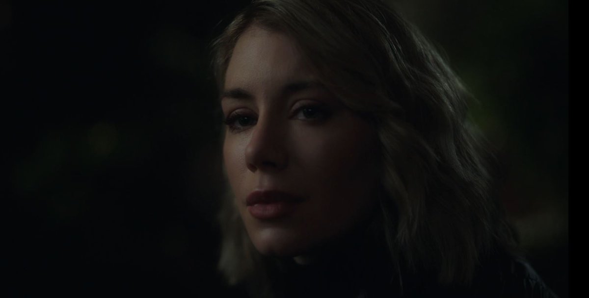 Alvaro_Luthor's tweet image. ¿Podemos hacer viral que Emilia Harcourt es LA CANARIO NEGRO QUE TODOS NECESITAMOS? #EmiliaHarcourtEsCanario.
#HarcourtEsCanarioYEsCanon.
#HamadaHazlo.