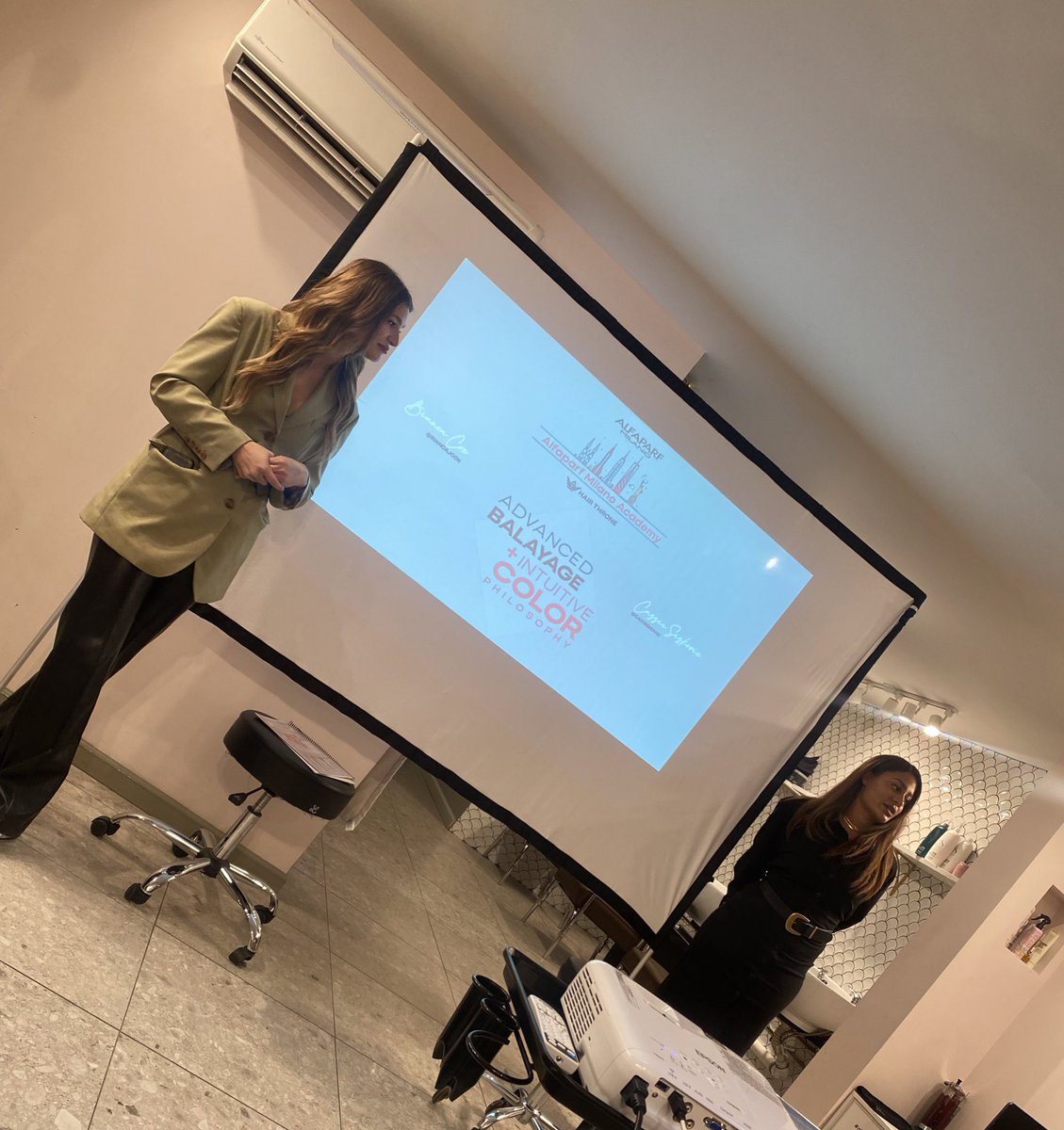 Figo Salon tweet media