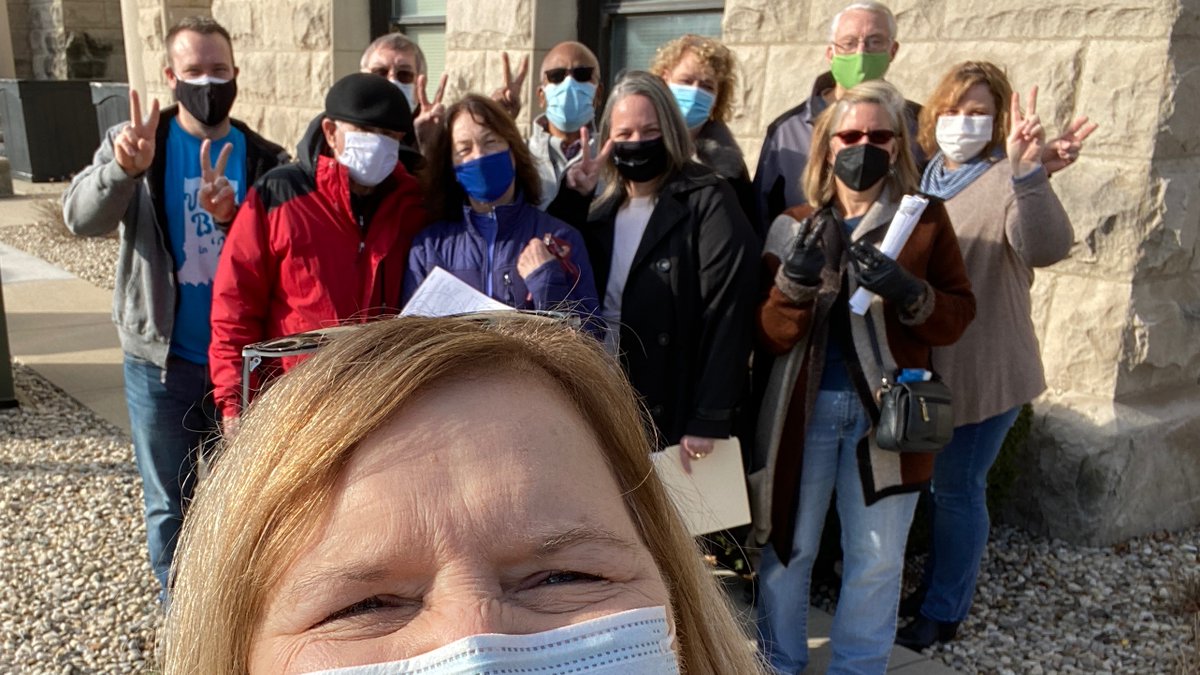 HancockINDems's tweet photo. Sharing more photos from our Blue Wave #1... in Hancock County. Feel the wave. Be the wave. Run #BlueIN22 https://t.co/J4w8KrKEco