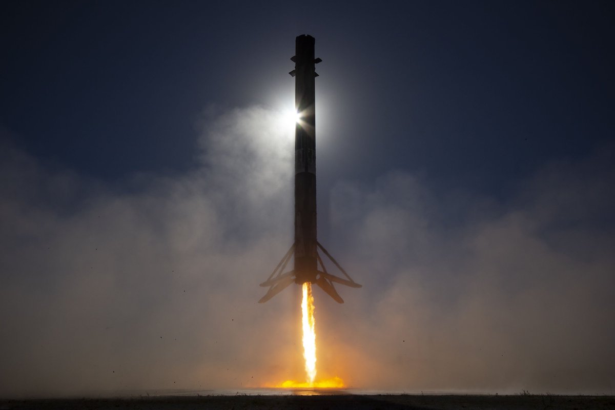 SpaceX en a profité pour confirmer entre temps.