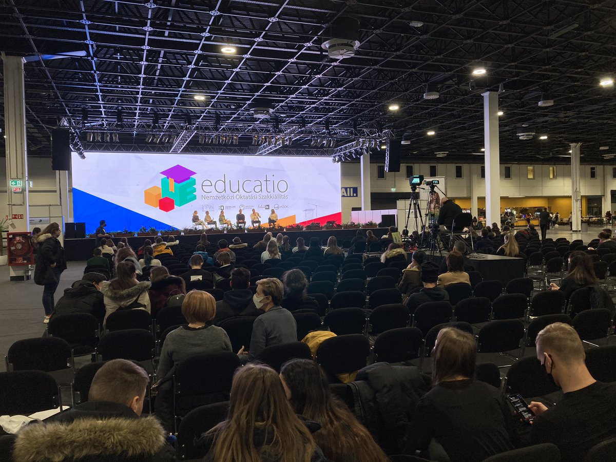 Francis Uy tweet media