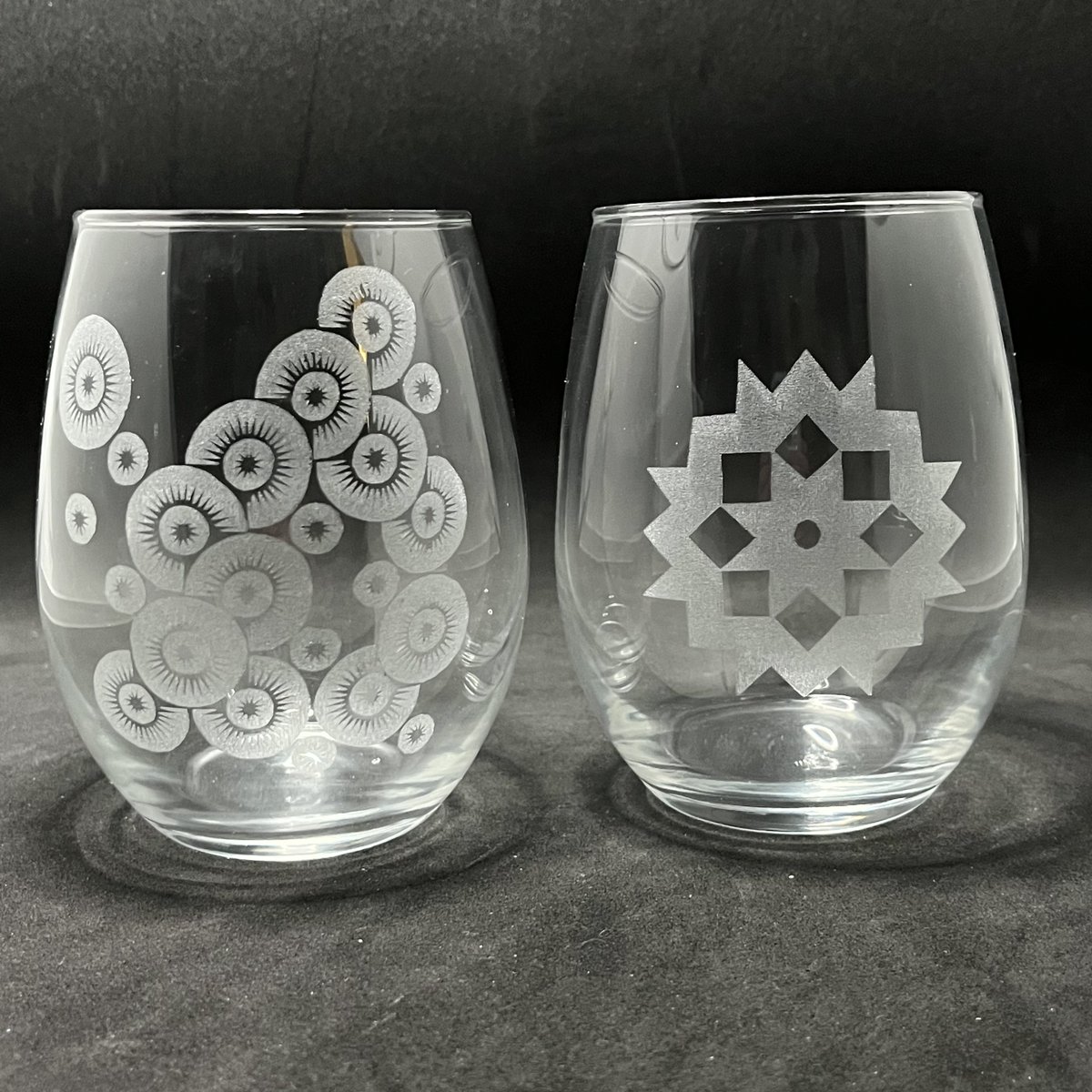 qualglasseng's tweet image. Want something special or unique engraved on your glasses? Get your glasses customized on our popular wine glasses (Item C8303) qualityglassengraving.com/catalogsearch/… #engraving #wintersale #custombarware  #corporategifts  #giftsforhim #giftsforher #engravedglasses  #wine
