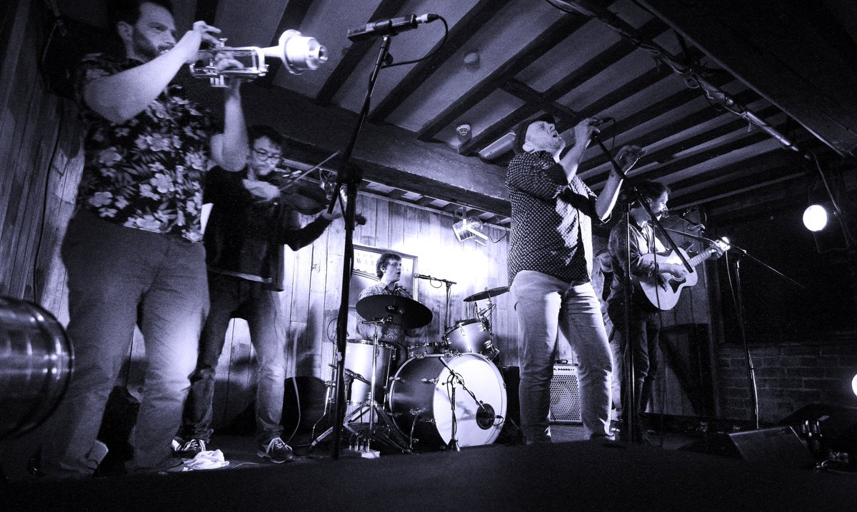 iDreamofPiesPhotography tweet media