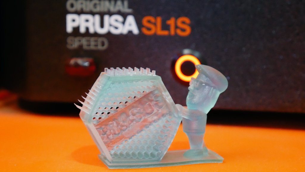 de3dprintman's tweet photo. I'm calibrating a selection of #Liqcreate photopolymer resins on the #PrusaSL1SSpeed by @josefprusa and I use the little Jo Prusa calibration model for the job. The Liqcreate Premium Flex looks very good. 

#3dprinting #3dp #prusa3d https://t.co/YRFce3ozu6