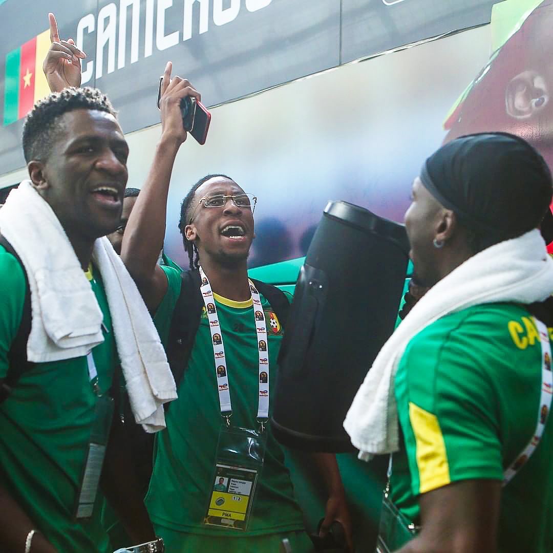 SamuelEtoo's tweet photo. Incredibly proud to see the Indomitable Lions being the first team to secure a spot in the knockout stage 🇨🇲 Well done to Ethiopia for bringing the fight 🇪🇹 

Which team do you think will advance next? 👇🏿

#AFCON2021 #AFCON #AfricaCupOfNations #Cameroon https://t.co/vQPUzlg1kq