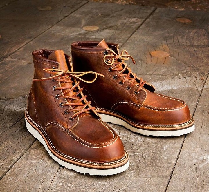 redwingsweden's tweet photo. A nice classic the 1907. A boot that won’t disappoint. A need to have in the Moc Toe collection.

#redwingheritage #moctoe #1907 #redwing #myredwings #lundcity #lund #hepcatstore #redwingsweden #boots #madeinusa https://t.co/eGj0hP2IJV https://t.co/SHym4CCPJX