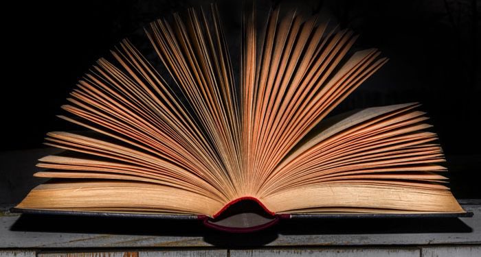 ToDeeplyInspire's tweet image. Fan yourself with knowledge from the great.  Experience learned,
Are opportunities — experienced.

#ThursdayThoughts  #SelfGuidance  #ReadingIsKnowledge  #ShineOn
