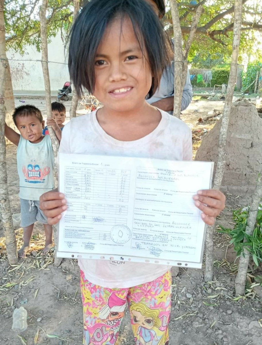 CriptogirlB's tweet photo. [2]
 When classes ended, many sponsored children were proud to show us their Bulletin. This is the only way ... Education 
#CHACOEXISTE 
#YeahFundacion
#Cardanocommunity 
@Yeahorg https://t.co/0YsVE9ROry