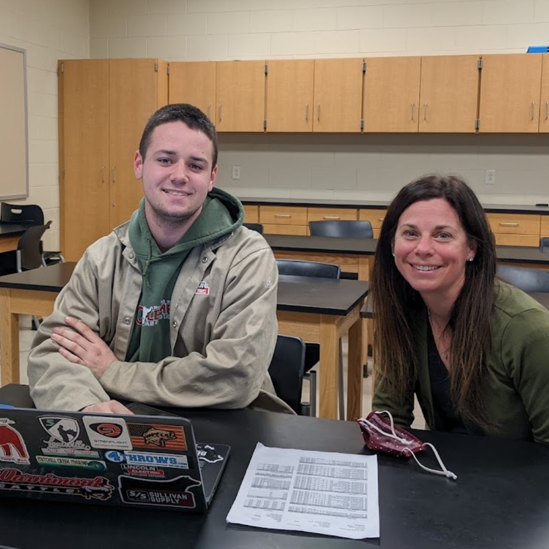 MillstreamCC's tweet image. Great end to the week today at @MillstreamCC. Students engaging in learning activities and seniors preparing for scholarship opportunities. #corevalue3 #embraceopportunities #theSTREAM