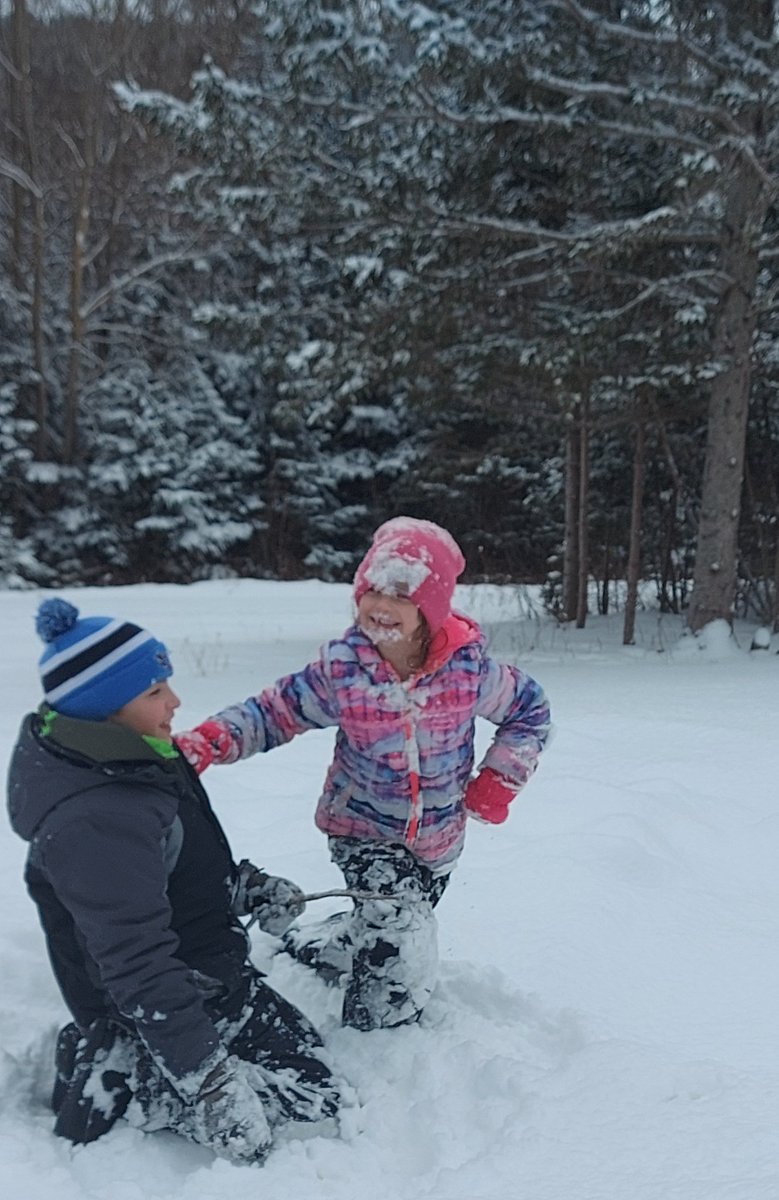 SolidSudsy's tweet photo. Home learning โ
Extra Recessโ
All great winter days end with clothes in front of the rad.โโค๐
#UptoSnowGood #SnowandTell https://t.co/N5feRoYRDY