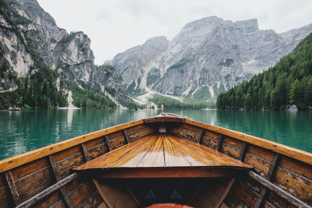 BigHitTickets's tweet photo. It's time to getaway.  Search cheapest flights and hotels at https://t.co/EsEksCZm17.
https://t.co/OODTivvR5s
#BigHit #BigHitBooking #Travel #Trip #Vacation #Getaway #Hotel #Flight #Flights https://t.co/DE6zmQe9Bo