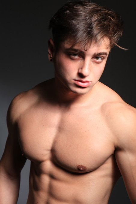 Young Carlosito https://t.co/qtKIBGy01D