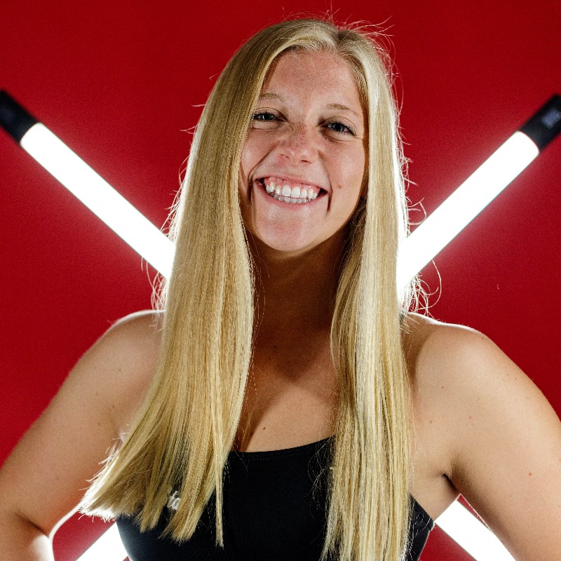RedbirdSwimDive's tweet photo. It's your last chance to watch the 'Birds at home this season! Join us at Horton Pool this weekend, January 14-15 as we honor our four seniors!
🎟 FREE ADMISSION
😷 Masks required

#redbirdSD #BackTheBirds