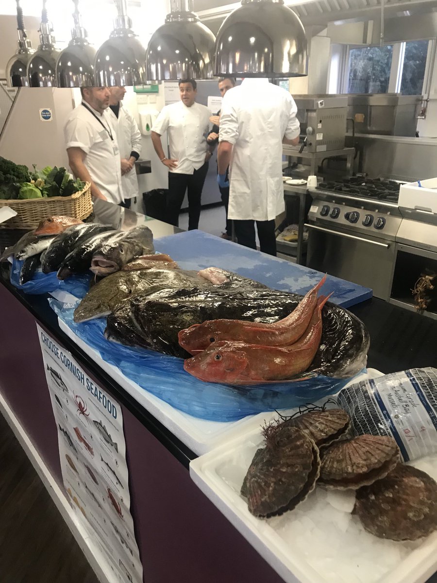 offeylab's tweet photo. Massive thanks ⁦@flyingfish31⁩ ⁦@DavidSharland⁩ ⁦@PaulAinsw6rth⁩ ⁦@johnwalton46⁩ for today’s employer engagement ⁦@Truro_Penwith⁩ ⁦@SpiresDining⁩ students loved it brilliant fish from our Cornish coast &amp; stunning cooking massive inspiration!! https://t.co/vo5n2Mi5ni