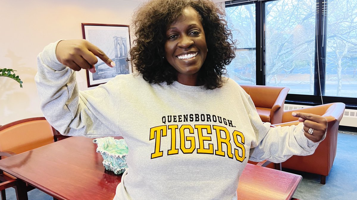 CUNYKCCPRES's tweet photo. It's tHERSday! and I am sporting my @QCC_CUNY 
sweatshirt in honor of my sister president @ChrisMangino1 who was up for some friendly   competition on #CUNYTuesday. @CUNYkcc raised more funds, but we both won because we are  #OneCUNY and we stan for #CommunityCollege! https://t.co/kX3d5CHQyb