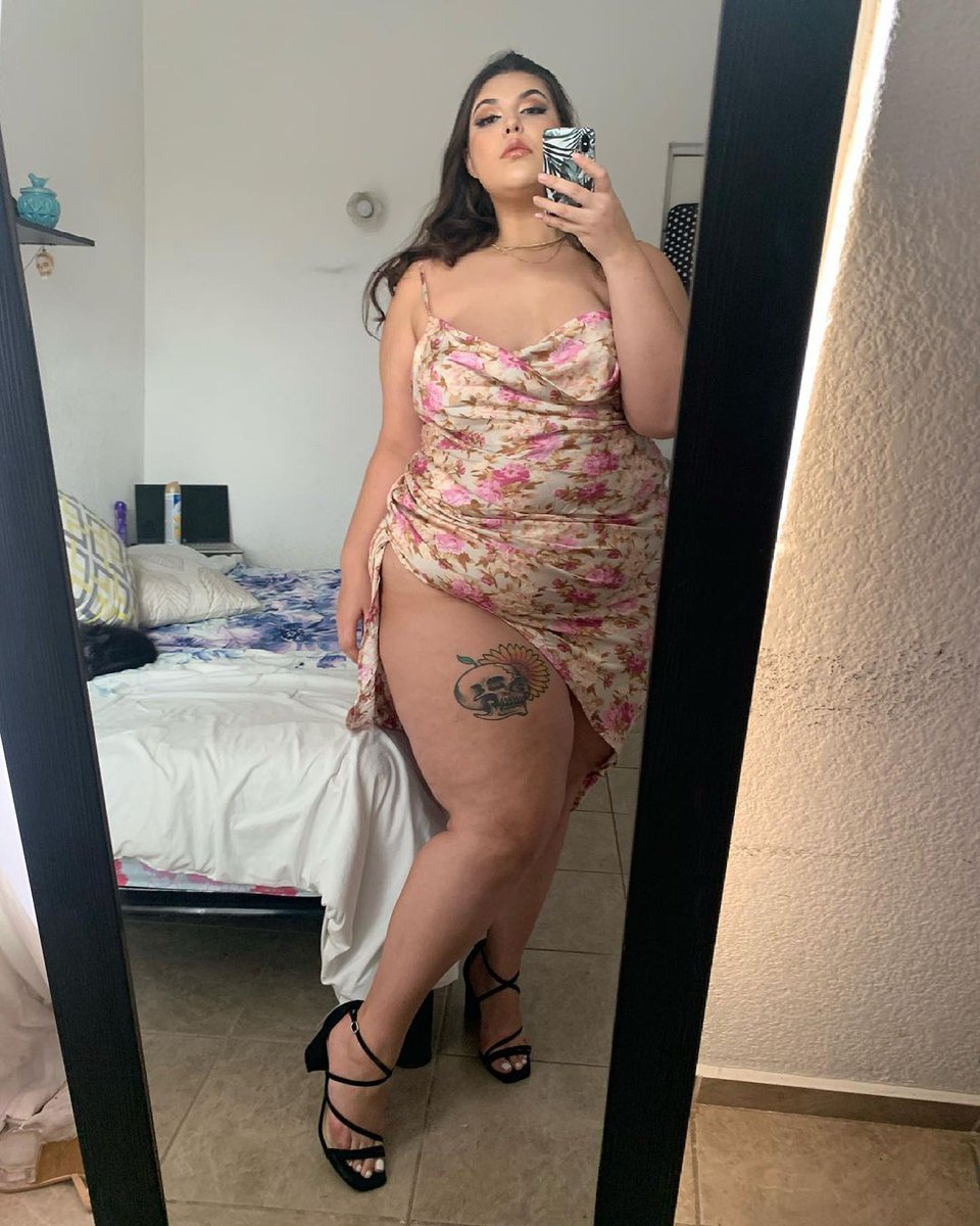 addiction_bbw's tweet photo. Hermosa Princesa 😍 https://t.co/6wiWeQ4ANv