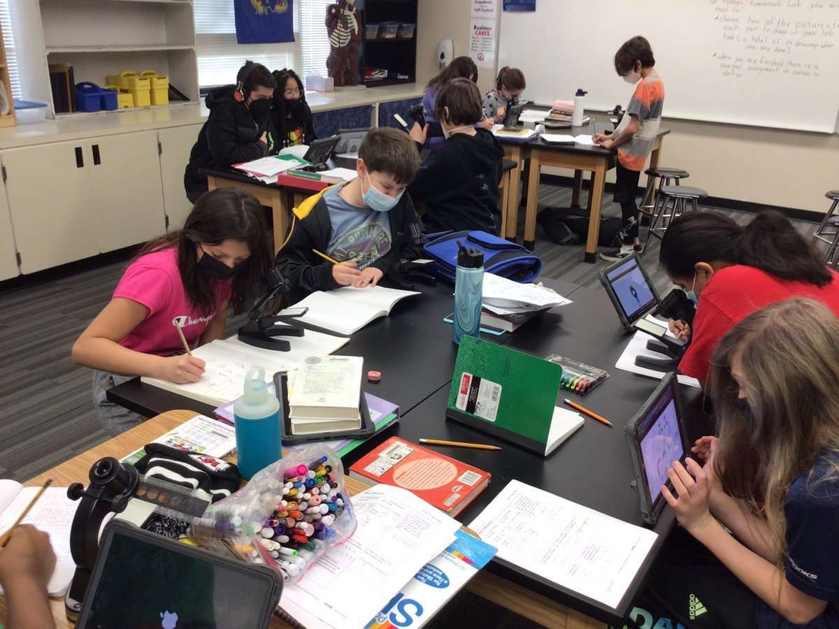 RushtonPeters's tweet photo. Rushton Students studying some cells in class today. https://t.co/dd9OTMfZOf