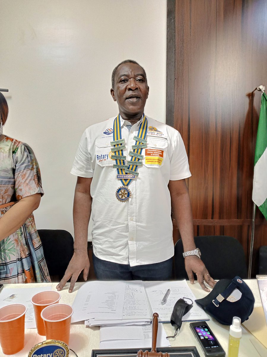 It was a club meeting filled with fun and happiness today, dated 13th January, 2022

* The induction of a new member
*  Birthday Shout out to Rotn Gbenga Ajagbe

#rotaryjerichometro #rotaryservetochangelives #rotarydistrict9125 #rotarynigeria #Rotaryisgood #rotaryinternational