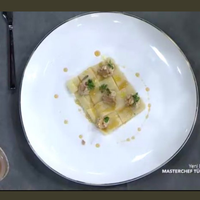 2. tabağı yapan biri için 1. tabağı yapan yeteneği elediler

#mastercheftürkiye
#masterchefturkiye