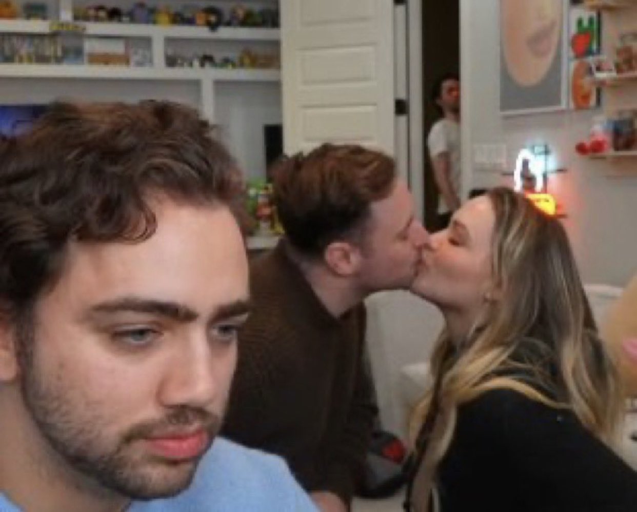 Rich Campbell on X: I choose love. t.coSK86L6YdHk  X