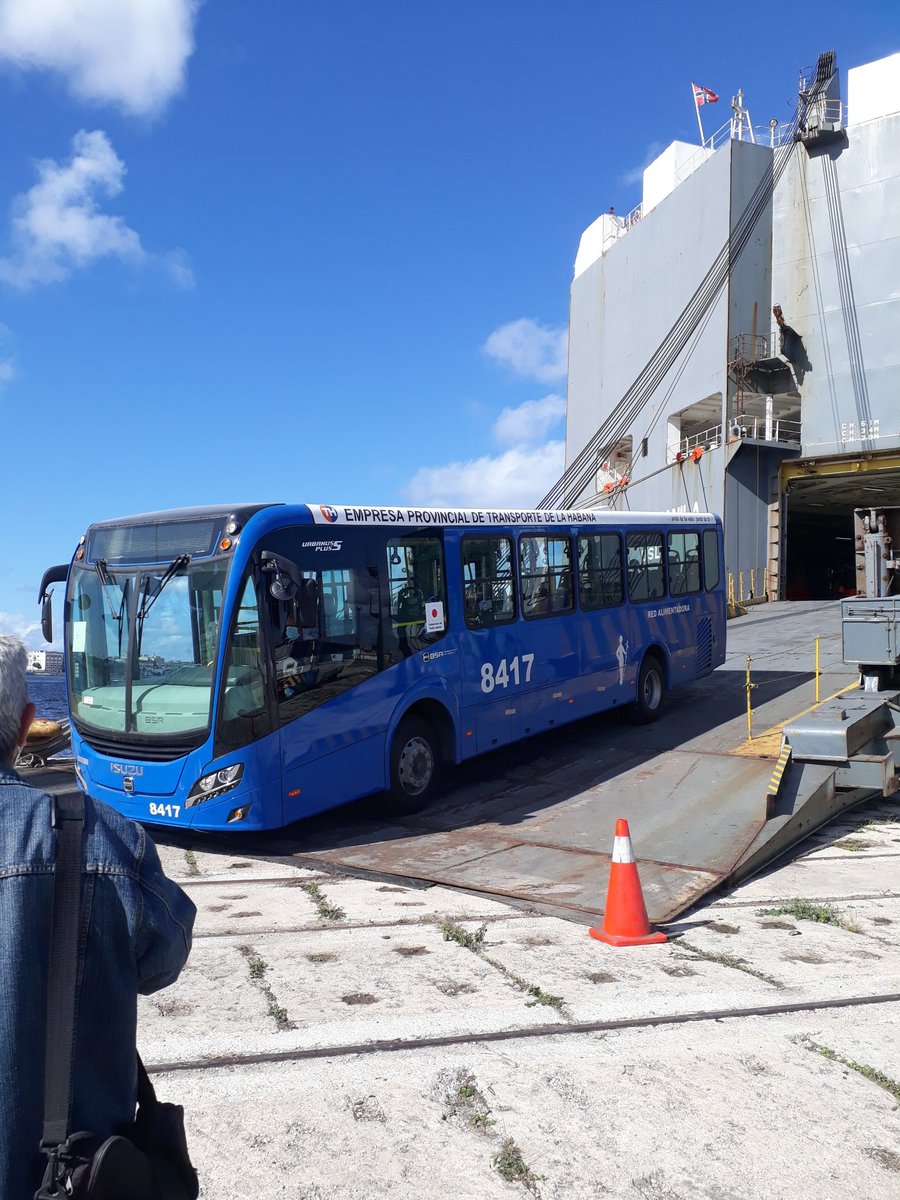 El <a href="/MitransCuba/">Ministerio del Transporte de Cuba</a>, en nombre del Estado, el Gobierno y el pueblo cubano, agradece al Gobierno de Japón por el importante gesto de  cooperación de donar 84 ómnibus Isuzu, que arribaron en el día de hoy a la rada habanera y que prestarán sus servicios en la capital del país.