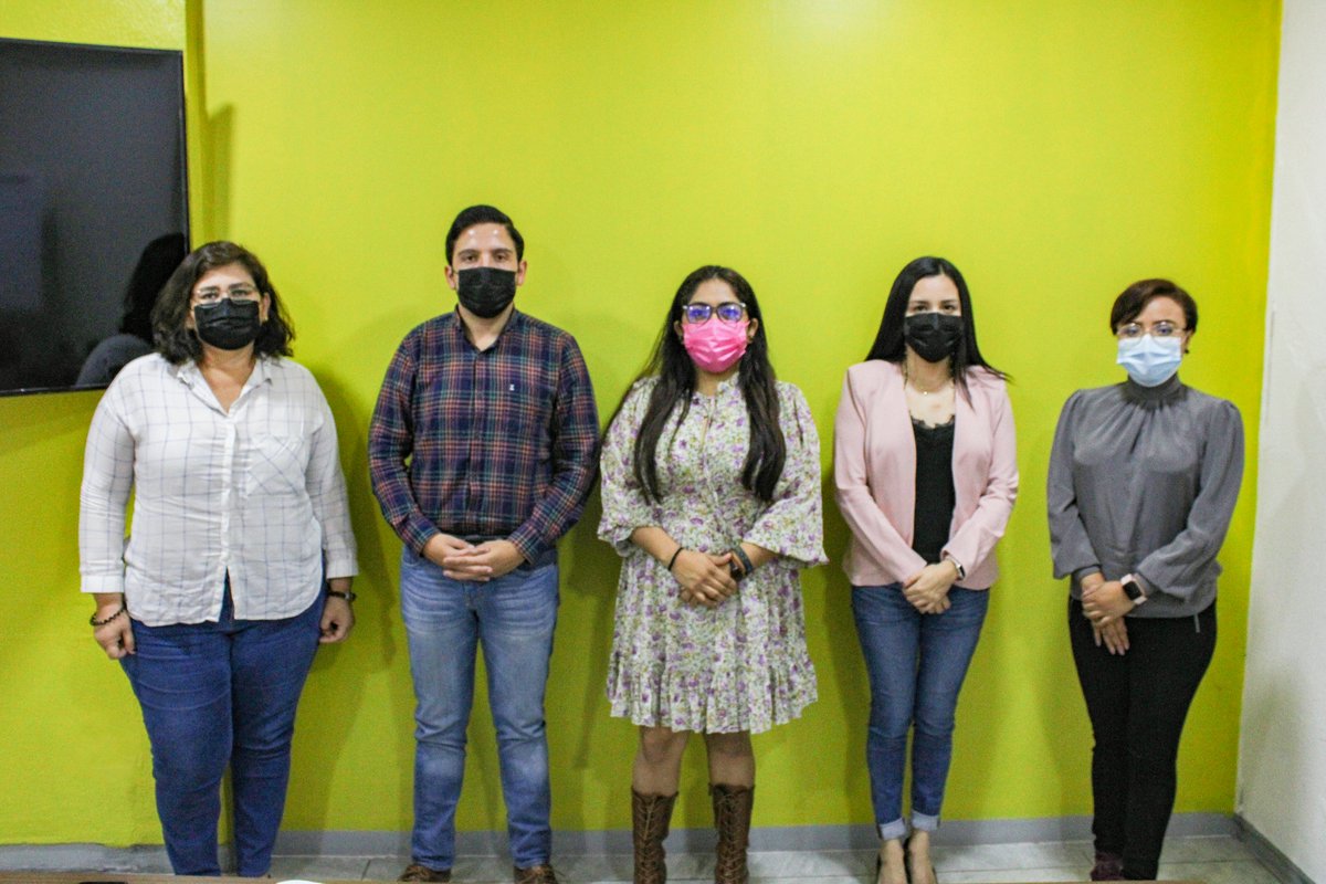 IJECH_Chiapas's tweet photo. 🔈El #IJECH a través de la dirección de Orientación e Inclusión, sostuvo una reunión de trabajo con la Delegada Regional de Gobierno de San Fernando.
En esta plática se trataron temas referentes al cuidado integral de la salud adolescente y joven.
#JuventudesDeCorazón https://t.co/3KuUfT5Xx7