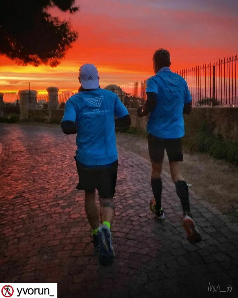 instagr.am/p/CYrzxmSLH8Q/ #repost @yvorun_ <a href="/repost/">Repost</a>.user
“Ami la vita? 
Allora non sciupare il tempo, 
perché è la sostanza di cui la vita è fatta..”
Cit
A chi mi chiede “perché” la sveglia alle 5 del mattino.. a chi “ ma nn puoi correre alle 9?”
Io vi rispondo cosi.. ❤️
<a href="/palermor/">Rodrigo p de oliveir</a>…