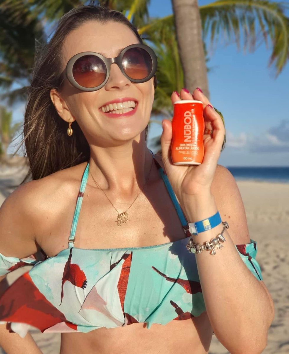 JeunesseGlobal's tweet photo. NuBod Be Bronze is a liquid supplement with nutrients for your skin that help with a radiant tan ✨ melanin synthesis, as well as protecting & contributing to pigmentation & maintenance of healthy skin. Get a bronzed look without harmful sun rays ☀️
#BodyBronzer
📸 @flaviahorlle https://t.co/Om7vkDFFYZ