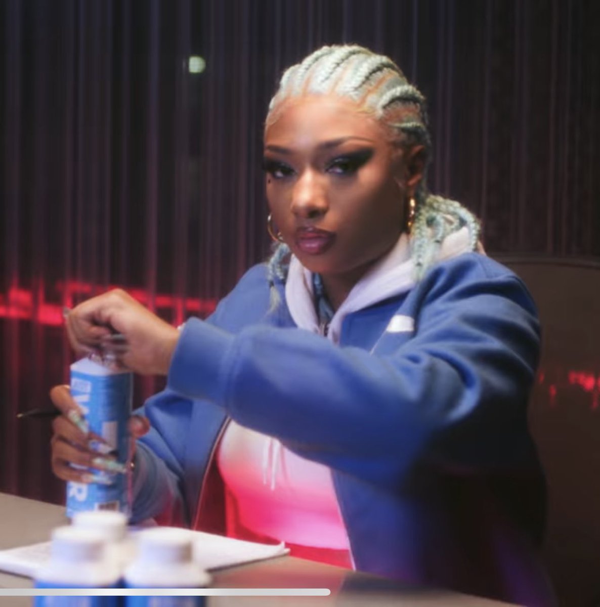 reactionalbum's tweet image. #reactionpic